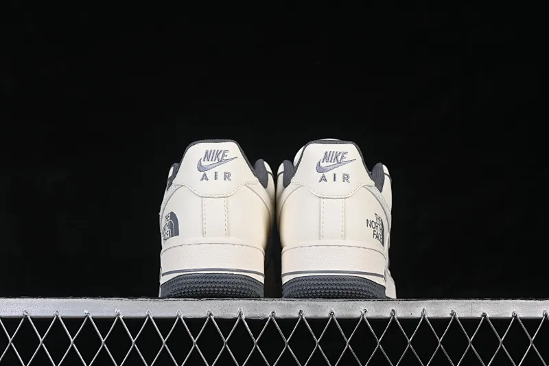 All categories Nk Air Force 1 Air Force series Nk Air Force 1 Low Air Force low top Nike Air Force 1'07 Low North Face co-branded beige mesh Air Force 1 low top casual sneakers JP8028-058